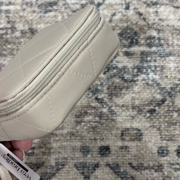 Vera Bradley Essential Travel Pill Case - Picture 4 of 8